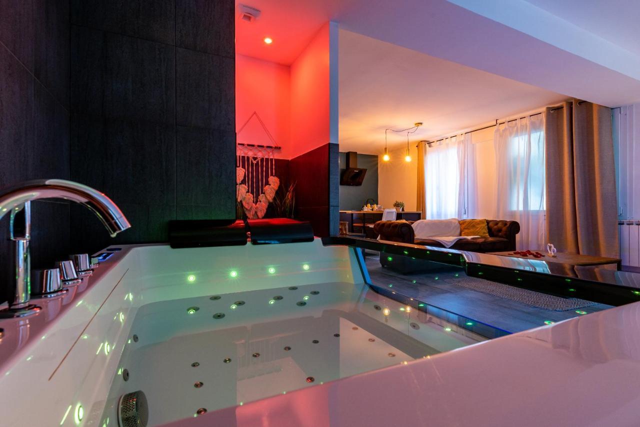 Suite And Spa 21 Dijon Buitenkant foto