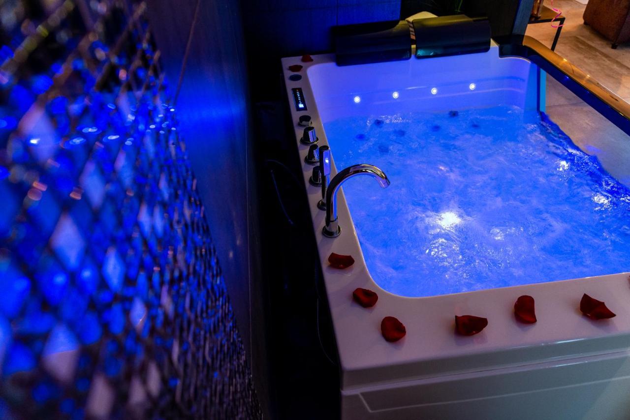 Suite And Spa 21 Dijon Buitenkant foto